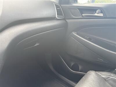 2018 Hyundai TUCSON Value - Photo 21 - Topeka, KS 66608
