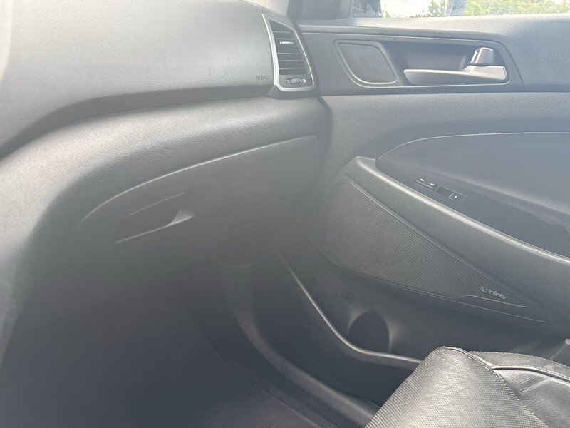2018 Hyundai TUCSON Value - Photo 21 - Topeka, KS 66608