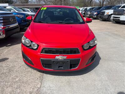 2016 Chevrolet Sonic LT Manual   - Photo 3 - Topeka, KS 66608