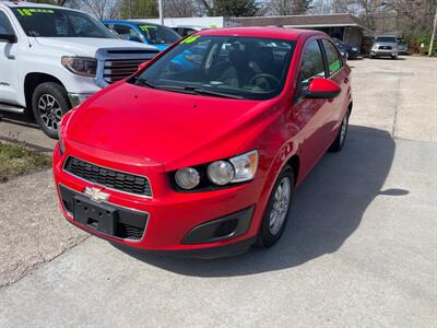 2016 Chevrolet Sonic LT Manual   - Photo 2 - Topeka, KS 66608