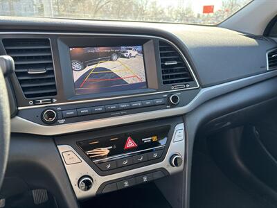 2018 Hyundai ELANTRA SEL   - Photo 17 - Topeka, KS 66608