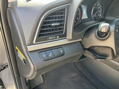 2018 Hyundai ELANTRA SEL   - Photo 13 - Topeka, KS 66608