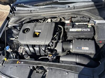 2018 Hyundai ELANTRA SEL   - Photo 9 - Topeka, KS 66608