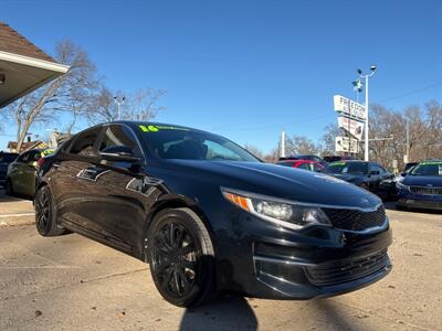 2016 Kia Optima LX   - Photo 4 - Topeka, KS 66608