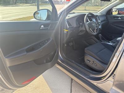 2016 Hyundai TUCSON SE - Photo 7 - Topeka, KS 66608