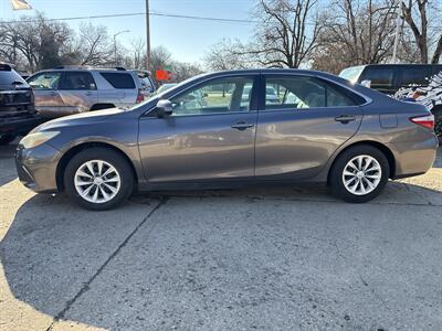 2015 Toyota Camry LE - Photo 6 - Topeka, KS 66608