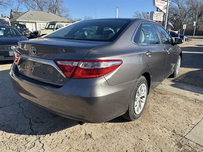 2015 Toyota Camry LE - Photo 3 - Topeka, KS 66608