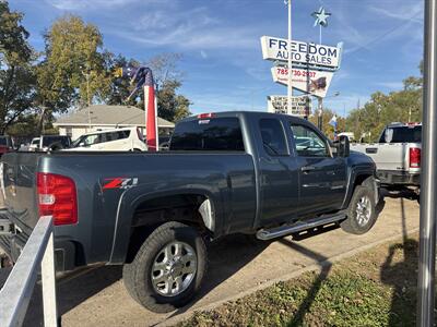2013 Chevrolet Silverado 2500 LT   - Photo 3 - Topeka, KS 66608