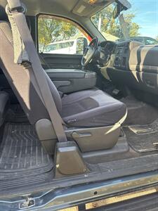 2013 Chevrolet Silverado 2500 LT   - Photo 4 - Topeka, KS 66608