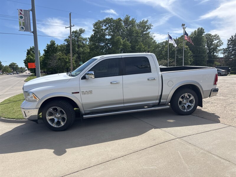 2014 RAM 1500 Laramie - Photo 2 - Topeka, KS 66608