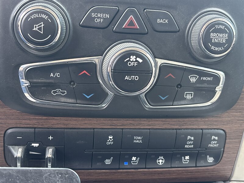 2014 RAM 1500 Laramie - Photo 4 - Topeka, KS 66608