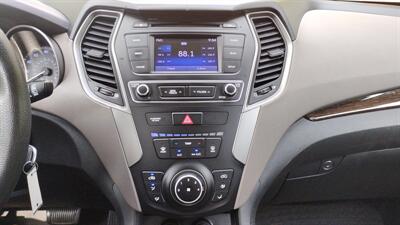 2018 Hyundai SANTA FE Sport 2.4L   - Photo 18 - Topeka, KS 66608