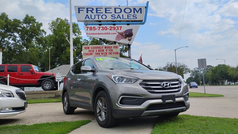 2018 Hyundai SANTA FE Sport 2.4L - Photo 1 - Topeka, KS 66608