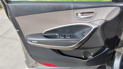 2018 Hyundai SANTA FE Sport 2.4L   - Photo 11 - Topeka, KS 66608