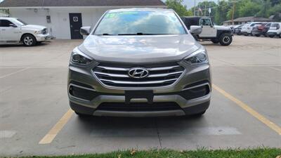 2018 Hyundai SANTA FE Sport 2.4L   - Photo 8 - Topeka, KS 66608