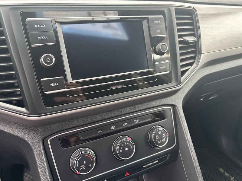 2020 Volkswagen Atlas S   - Photo 19 - Topeka, KS 66608