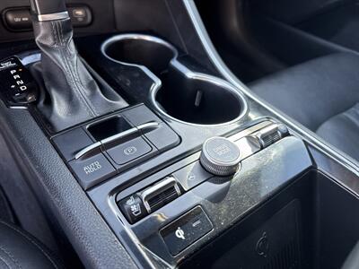 2021 Kia K5 EX   - Photo 19 - Topeka, KS 66608