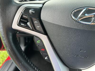 2013 Hyundai VELOSTER   - Photo 14 - Topeka, KS 66608