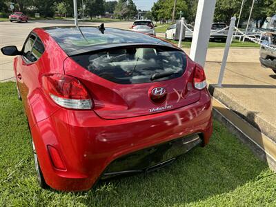 2013 Hyundai VELOSTER   - Photo 5 - Topeka, KS 66608