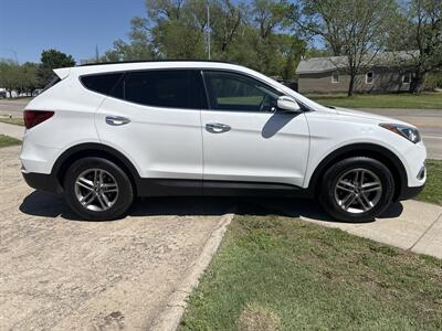 2018 Hyundai SANTA FE Sport 2.4L   - Photo 2 - Topeka, KS 66608