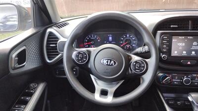 2020 Kia Soul LX   - Photo 15 - Topeka, KS 66608