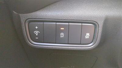 2020 Kia Soul LX   - Photo 13 - Topeka, KS 66608