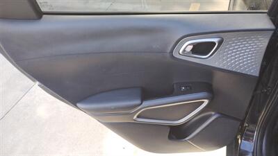 2020 Kia Soul LX   - Photo 37 - Topeka, KS 66608