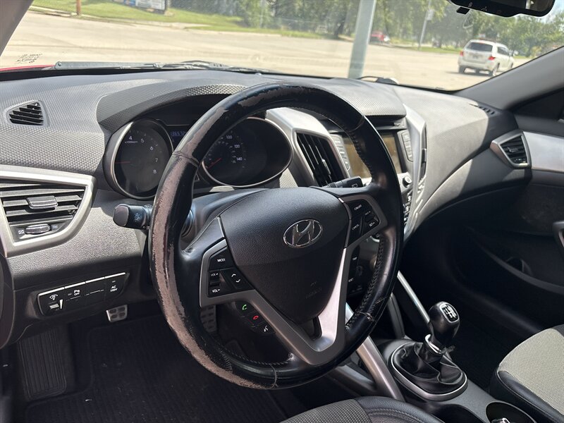 2014 Hyundai VELOSTER   - Photo 14 - Topeka, KS 66608