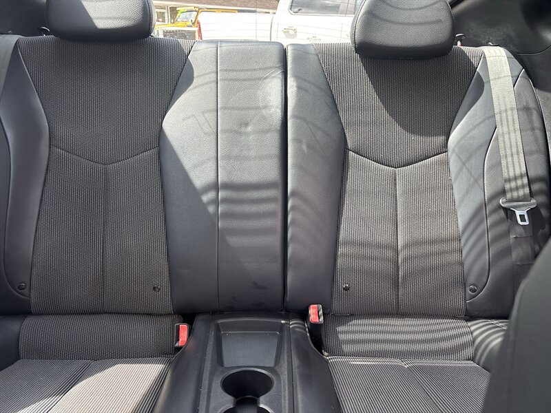 2014 Hyundai VELOSTER   - Photo 21 - Topeka, KS 66608