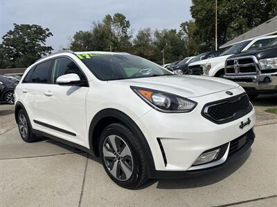 2017 Kia Niro EX - Photo 7 - Topeka, KS 66608