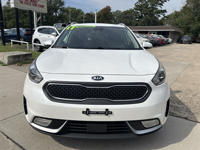 2017 Kia Niro EX - Photo 8 - Topeka, KS 66608