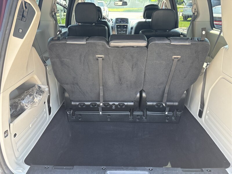 2018 Dodge Grand Caravan SXT - Photo 26 - Topeka, KS 66608