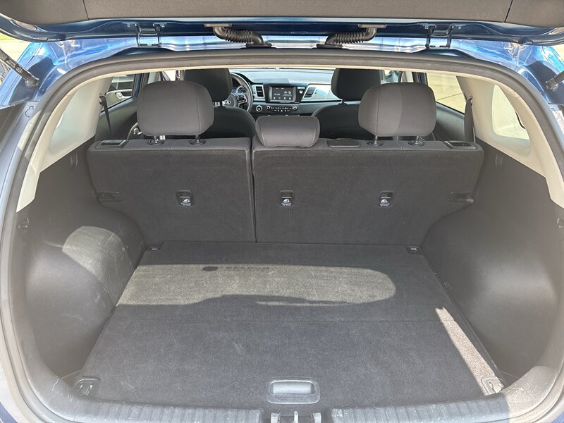 2019 Kia Niro LX   - Photo 20 - Topeka, KS 66608