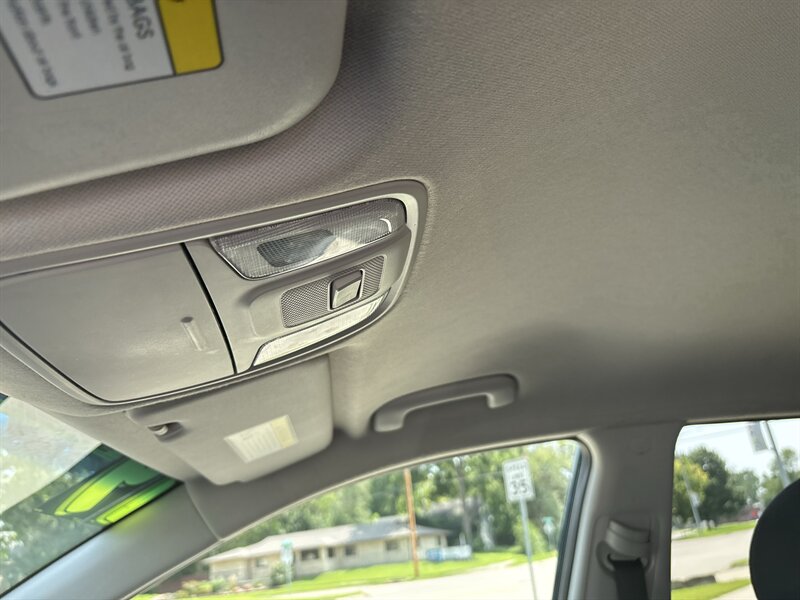2019 Kia Niro LX   - Photo 18 - Topeka, KS 66608