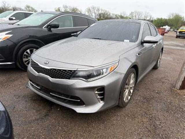 2016 Kia Optima SXL Turbo   - Photo 1 - Topeka, KS 66608