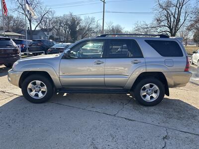 2004 Toyota 4Runner SR5   - Photo 6 - Topeka, KS 66608