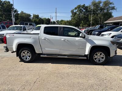2018 Chevrolet Colorado LT   - Photo 2 - Topeka, KS 66608