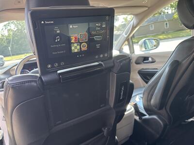 2018 Chrysler Pacifica Limited - Photo 22 - Topeka, KS 66608