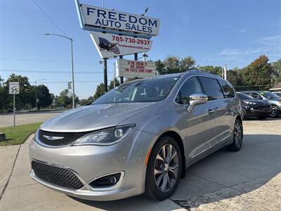 2018 Chrysler Pacifica Limited Van
