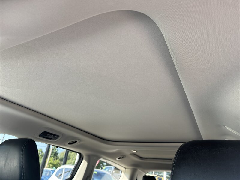 2018 Chrysler Pacifica Limited   - Photo 20 - Topeka, KS 66608