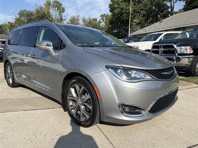 2018 Chrysler Pacifica Limited - Photo 7 - Topeka, KS 66608