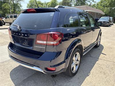 2017 Dodge Journey Crossroad   - Photo 6 - Topeka, KS 66608