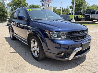2017 Dodge Journey Crossroad   - Photo 4 - Topeka, KS 66608