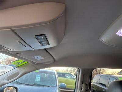 2013 Chrysler Town & Country Touring   - Photo 24 - Topeka, KS 66608