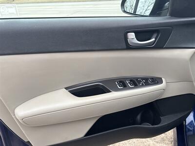 2016 Kia Optima LX   - Photo 10 - Topeka, KS 66608