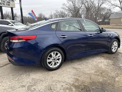 2016 Kia Optima LX   - Photo 2 - Topeka, KS 66608