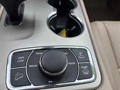 2014 Jeep Grand Cherokee Overland - Photo 18 - Topeka, KS 66608