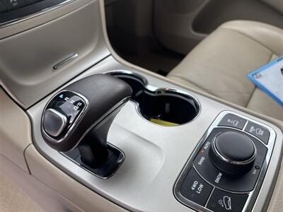 2014 Jeep Grand Cherokee Overland - Photo 17 - Topeka, KS 66608