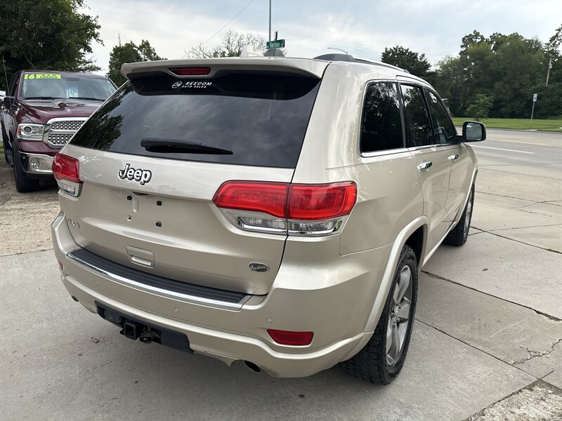 2014 Jeep Grand Cherokee Overland   - Photo 4 - Topeka, KS 66608