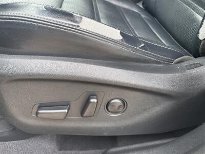 2017 Kia Sorento EX   - Photo 16 - Topeka, KS 66608
